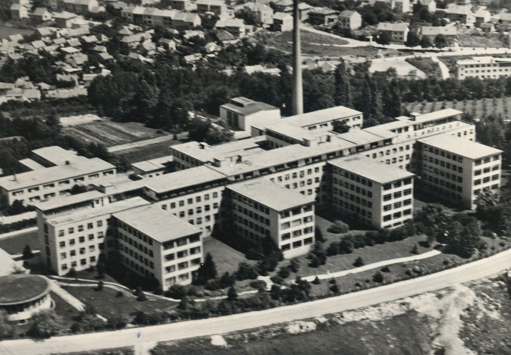 Bolnica Rebro, Kišpatićeva ulica, oko 1960. godine, snimka iz zraka